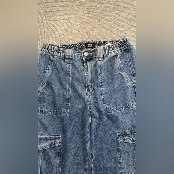 Simple Society Baggy Cargo Jeans - Picture 3 of 5